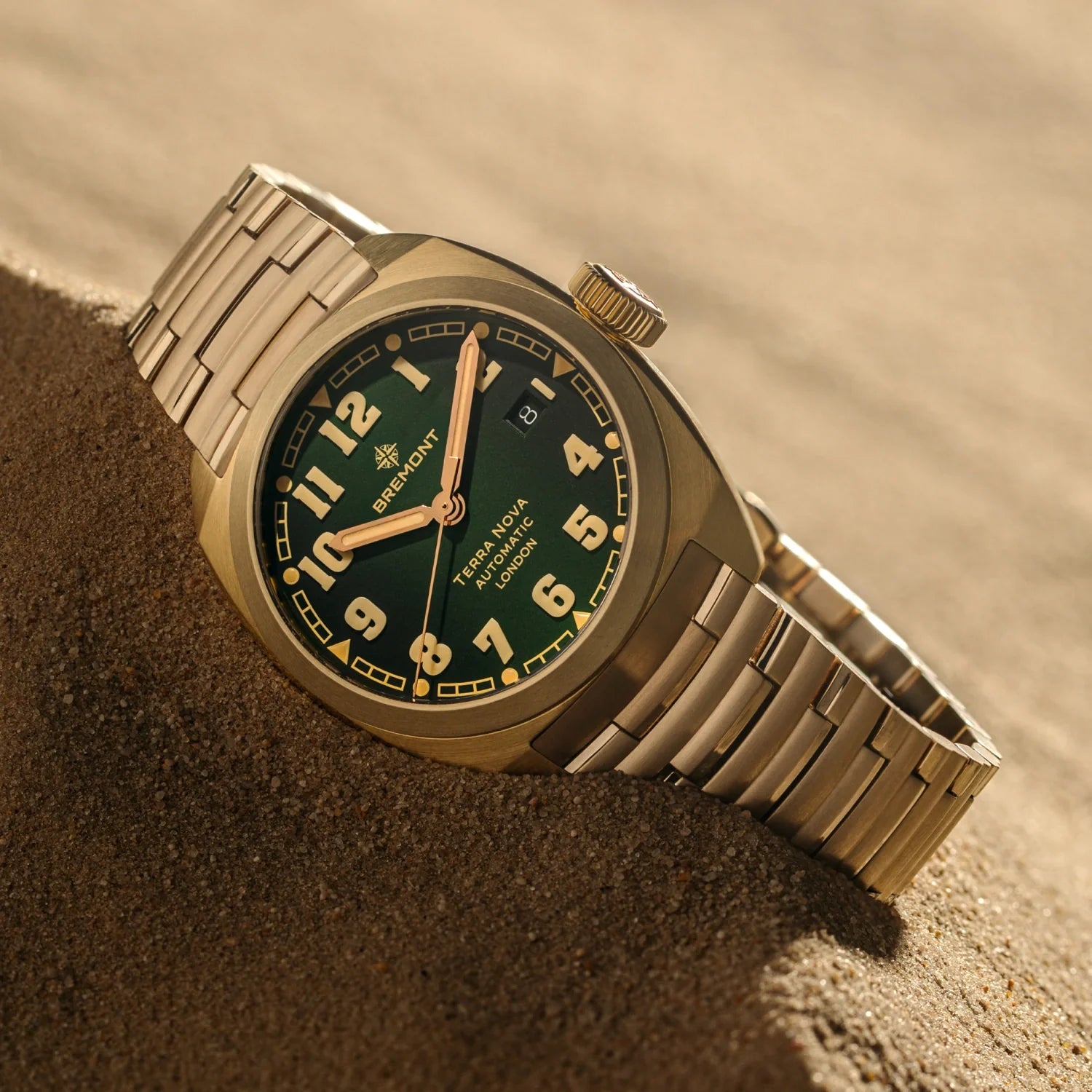 Terra Nova 40.5 Date Bronze