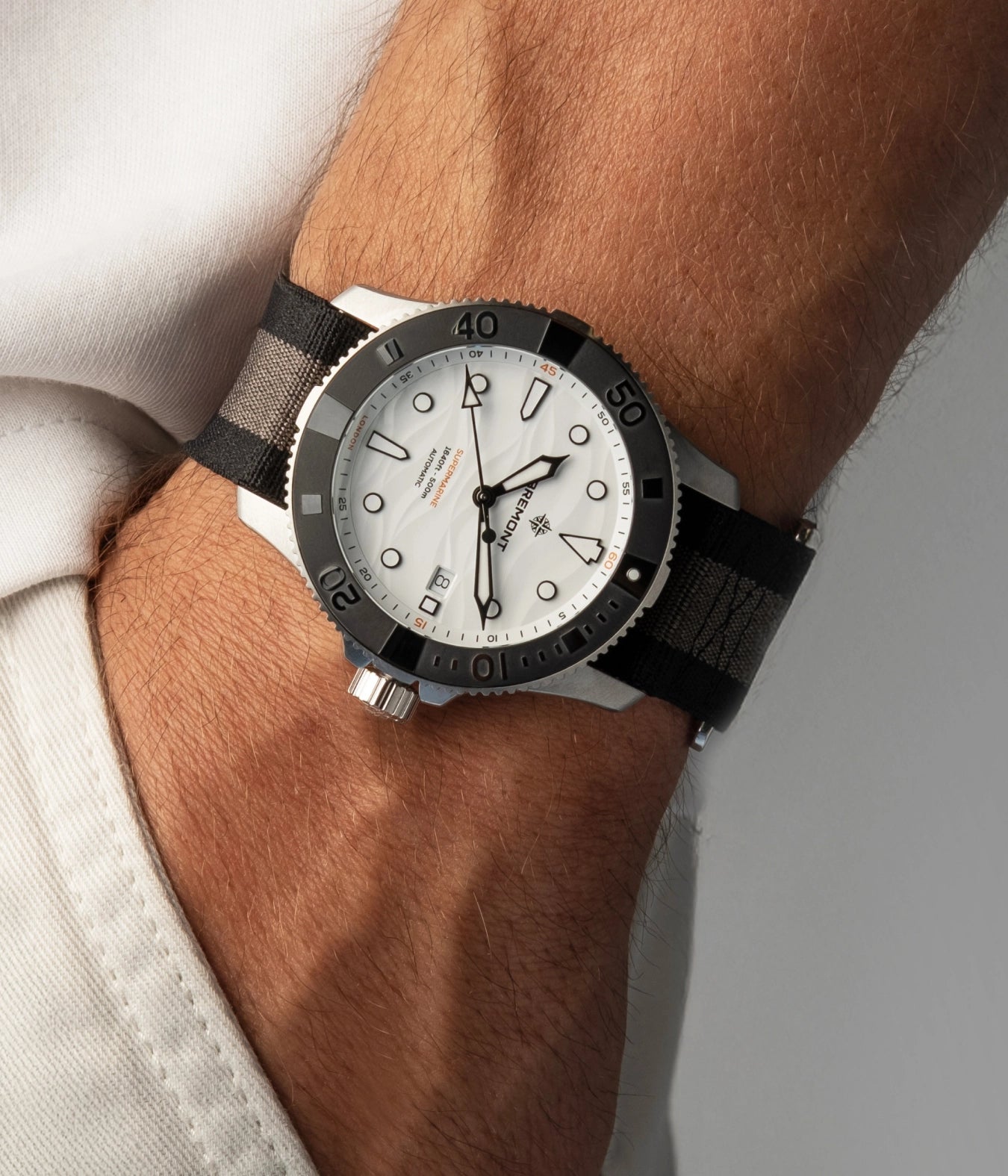 Supermarine 500m, Polar White